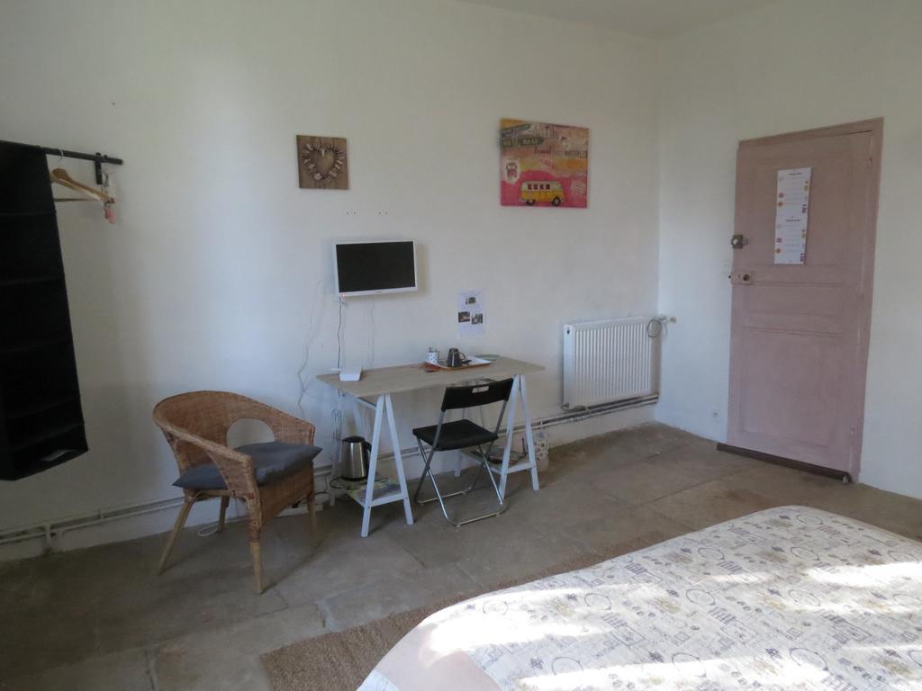 B&B Mas Les Lecques Beaucaire  Exterior photo