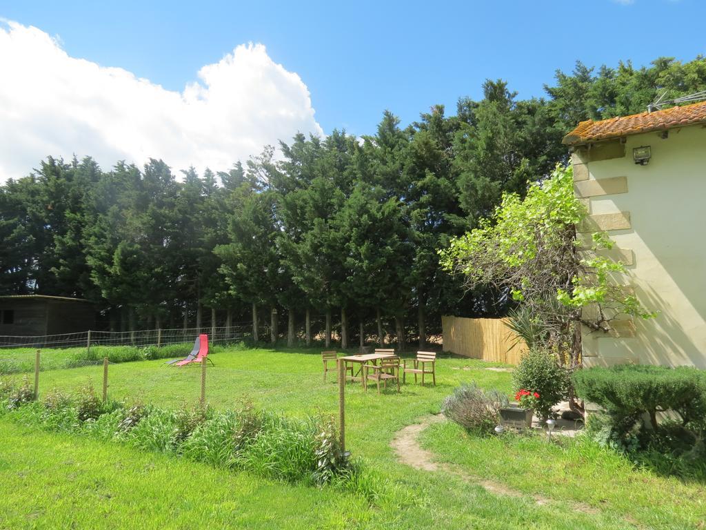 B&B Mas Les Lecques Beaucaire  Exterior photo